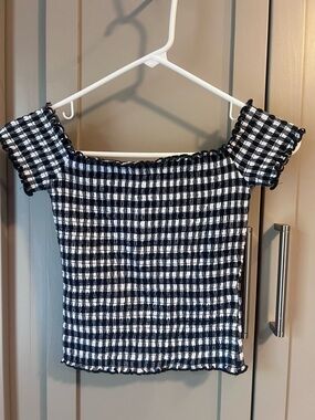 Hollister Women’s Black and White Gingham Smocked Off-Shoulder Top - Size XS